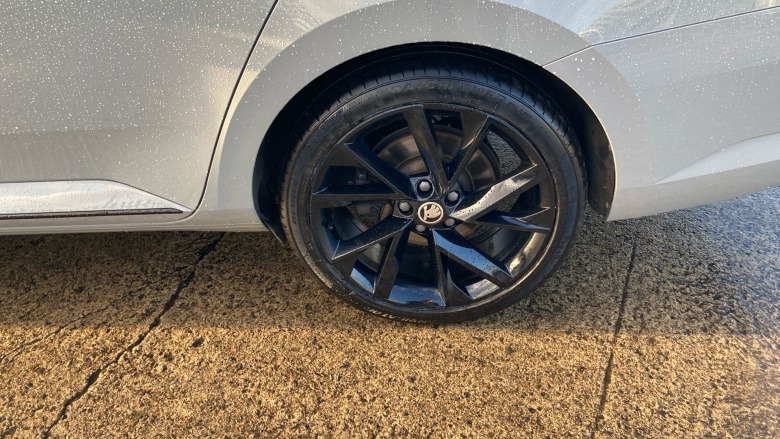 Skoda Superb 2.0 TSI 190 Sport Line Plus 5dr DSG Petrol Estate